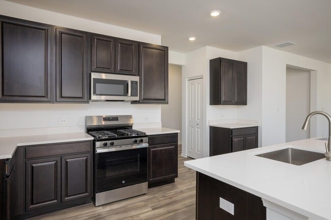 6052 E 116th Pl in Winfield, IN - Building Photo - Building Photo