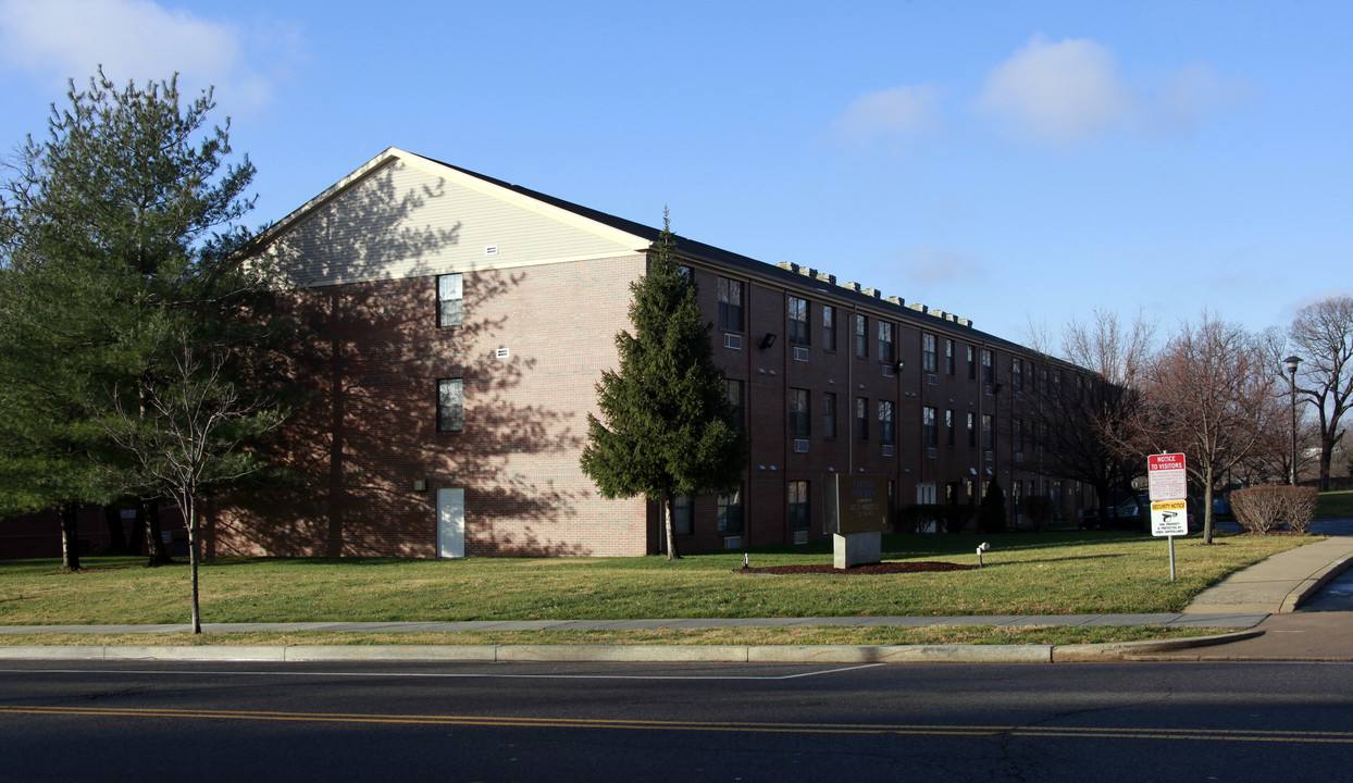 Capitol Commons in Washington, DC - Building Photo