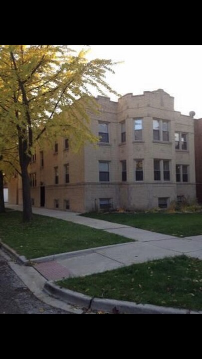 4420 N Lockwood Ave in Chicago, IL - Building Photo