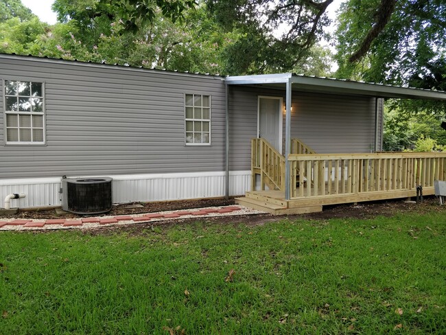property at 301 Devalcourt St