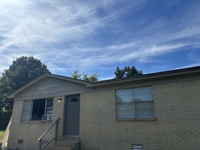 property at 114 Jelk St
