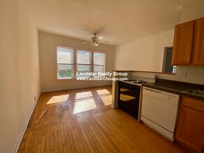 2209 W Byron St in Chicago, IL - Building Photo - Building Photo