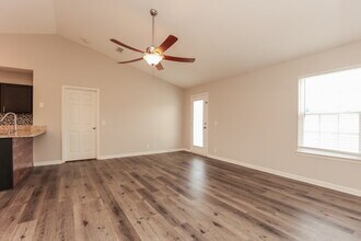 1316 S Hampton Ct in Nashville, TN - Building Photo - Building Photo