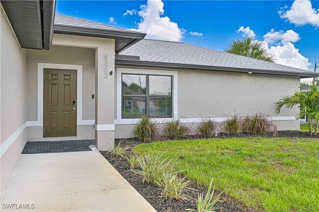 8353 Trillium Rd in Ft. Myers, FL - Building Photo - Building Photo