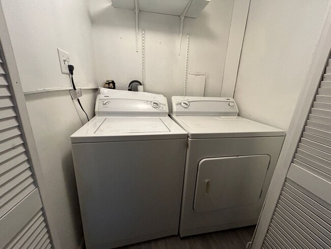 967 Pleasant Ln in Dickinson, ND - Building Photo - Building Photo