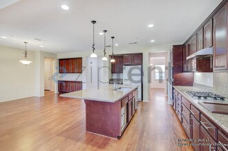 28466 Stoney Point Cove in Menifee, CA - Building Photo - Building Photo