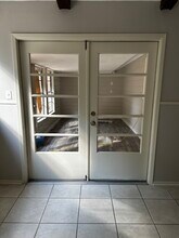 2404 Parker Ln in Austin, TX - Building Photo - Building Photo