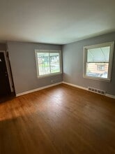 975 Clifford Ave in Akron, OH - Building Photo - Building Photo