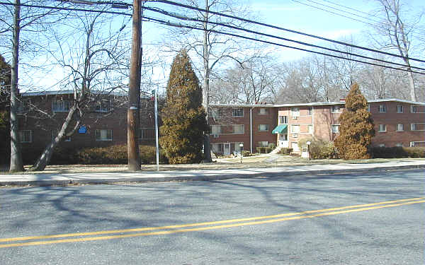 Queensbury Park in Hyattsville, MD - Building Photo - Building Photo