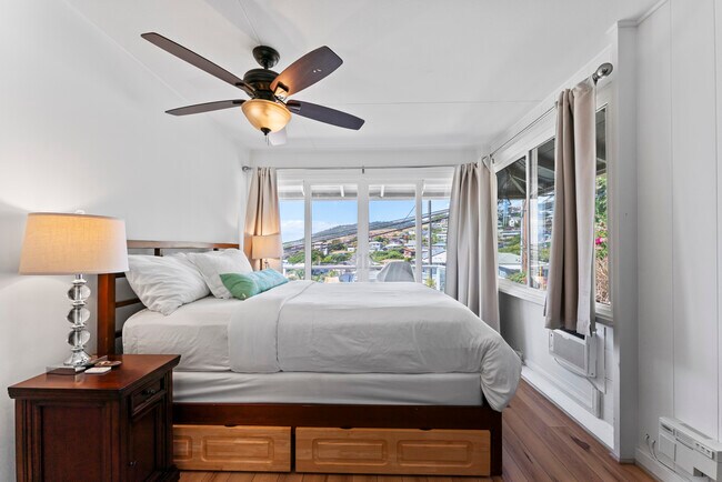 1471 Alencastre St, Unit Hale Aloha in Honolulu, HI - Building Photo - Building Photo