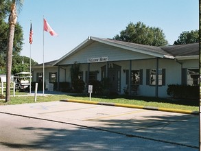 Pointe West in Largo, FL - Building Photo - Building Photo