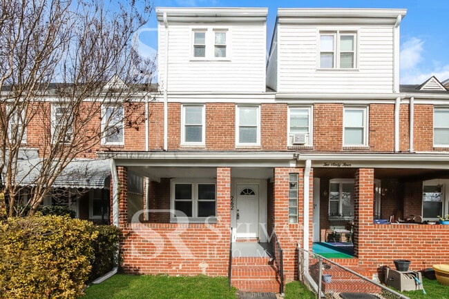 262 Chestnut St in Dundalk, MD - Building Photo - Building Photo