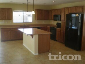 11755 West Cocopah St in Avondale, AZ - Foto de edificio - Building Photo