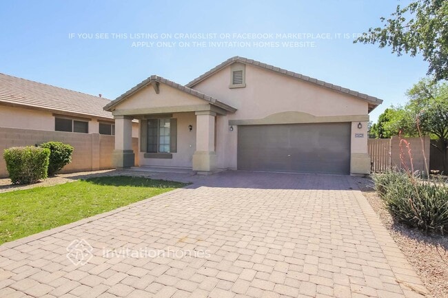 10241 W Cordes Rd in Tolleson, AZ - Building Photo - Building Photo