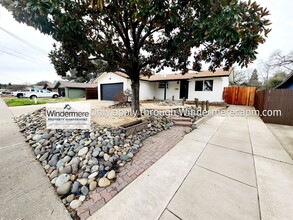 6221 Westbrook Dr in Citrus Heights, CA - Building Photo - Building Photo