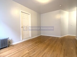 600 West 196th Street in New York, NY - Foto de edificio - Floor Plan