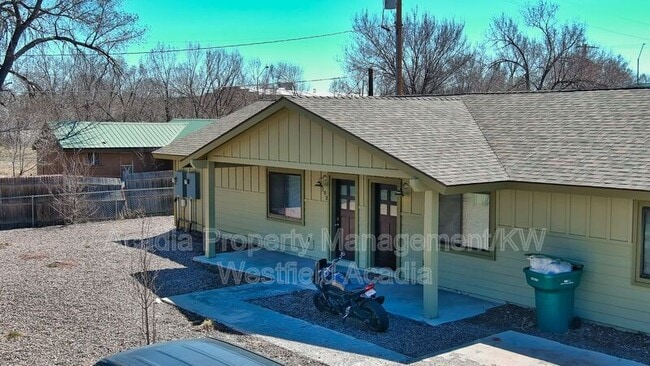 property at 561 N 10th Pl