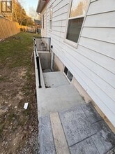 188 Parkside Dr in Hamilton, ON - Building Photo - Building Photo