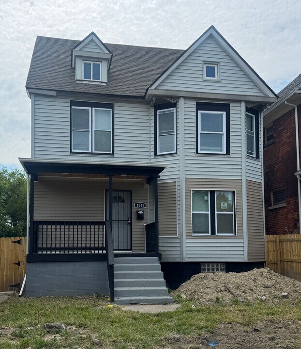 1515 Hurlbut St in Detroit, MI - Building Photo