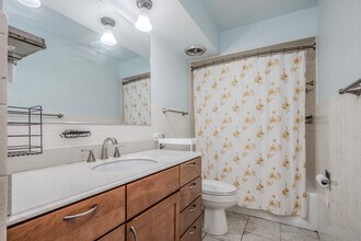 4225 N Keystone Ave in Chicago, IL - Building Photo - Building Photo
