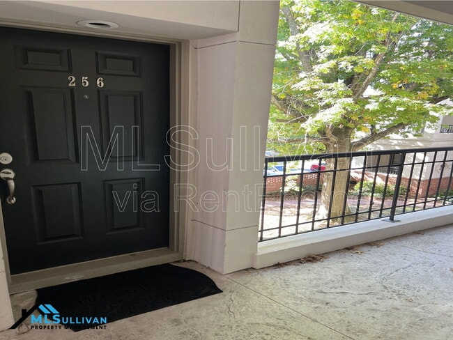 256 E Davie St in Raleigh, NC - Building Photo - Building Photo