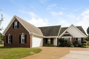 65 Arborlon Cove in Oakland, TN - Building Photo