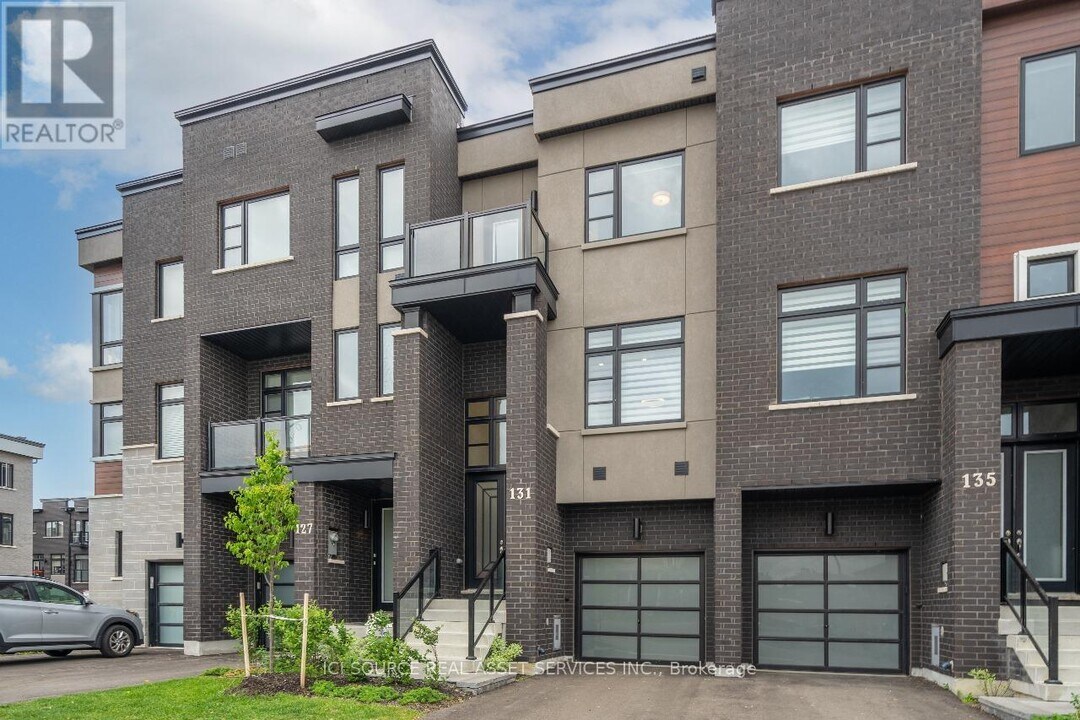 131 Lebovic Campus Dr in Vaughan, ON - Building Photo