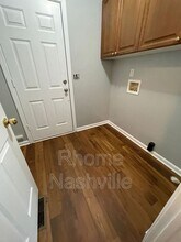 1040 Blairfield Dr in Nashville, TN - Building Photo - Building Photo