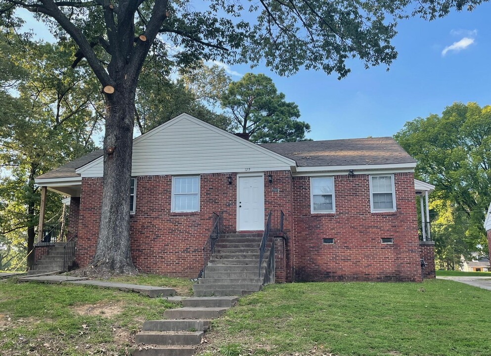 129 Roberta Dr in Memphis, TN - Building Photo