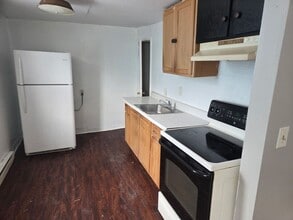 801 E Division St in Syracuse, NY - Building Photo - Building Photo