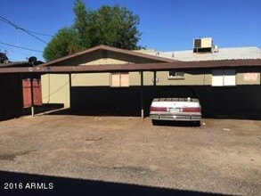 2245 N 29th Pl in Phoenix, AZ - Building Photo - Building Photo