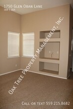 1750 Glen Oban Ln in Clovis, CA - Building Photo - Building Photo