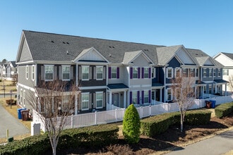 The Grove in Chesapeake, VA - Building Photo - Building Photo