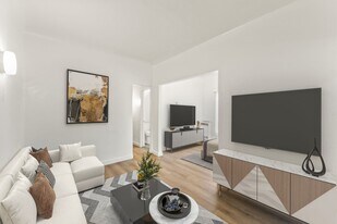 5391 Huntington Dr, Unit Unit 210 in Los Angeles, CA - Building Photo