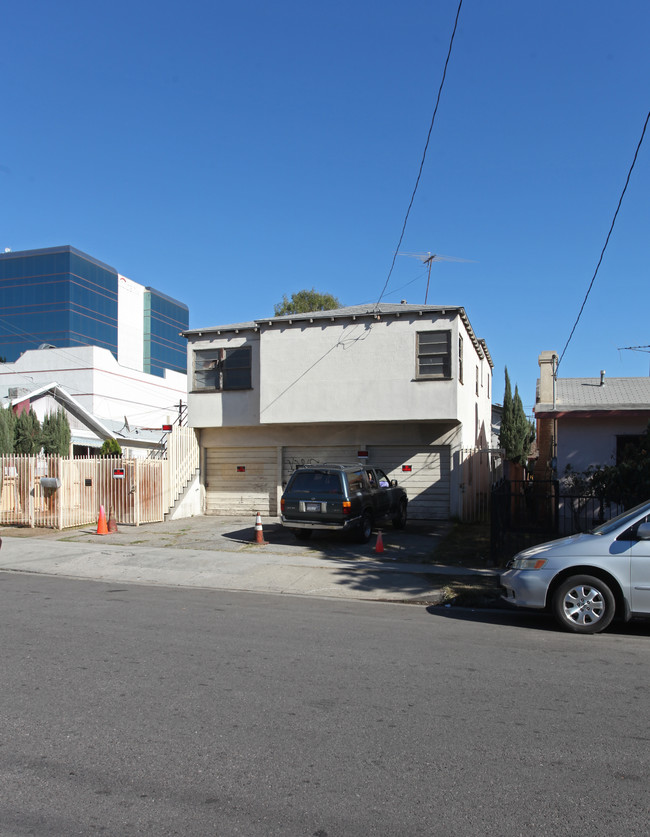 1420-1424 Mariposa Ave in Los Angeles, CA - Foto de edificio - Building Photo