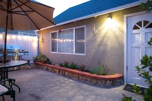 16145 Rayen St in Los Angeles, CA - Building Photo