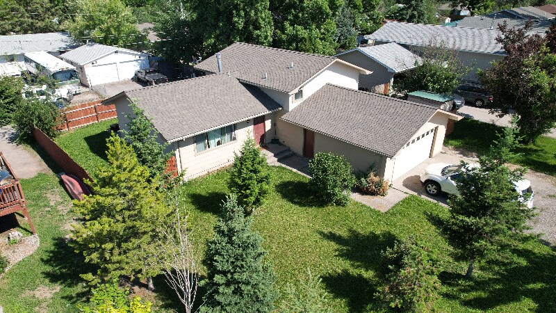 520 N 19th Ave in Bozeman, MT - Foto de edificio