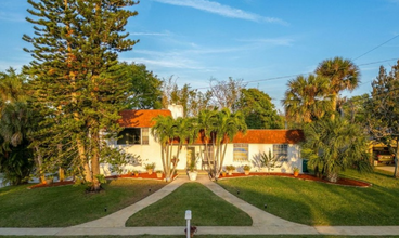 2801 Dorsey Pl in Melbourne, FL - Foto de edificio - Building Photo