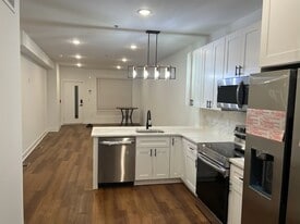 2554 Frankford Ave in Philadelphia, PA - Building Photo
