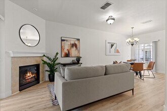 7716 George River Ln in Sacramento, CA - Building Photo - Building Photo