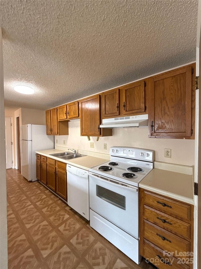 property at 9530 Shannon Green Dr