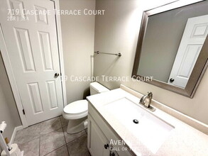 719 Cascade Terrace Ct in Ballwin, MO - Building Photo - Building Photo