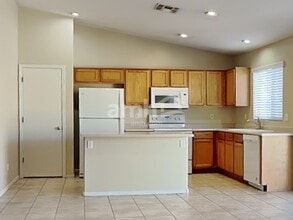 15848 W Mohave St in Goodyear, AZ - Building Photo - Building Photo