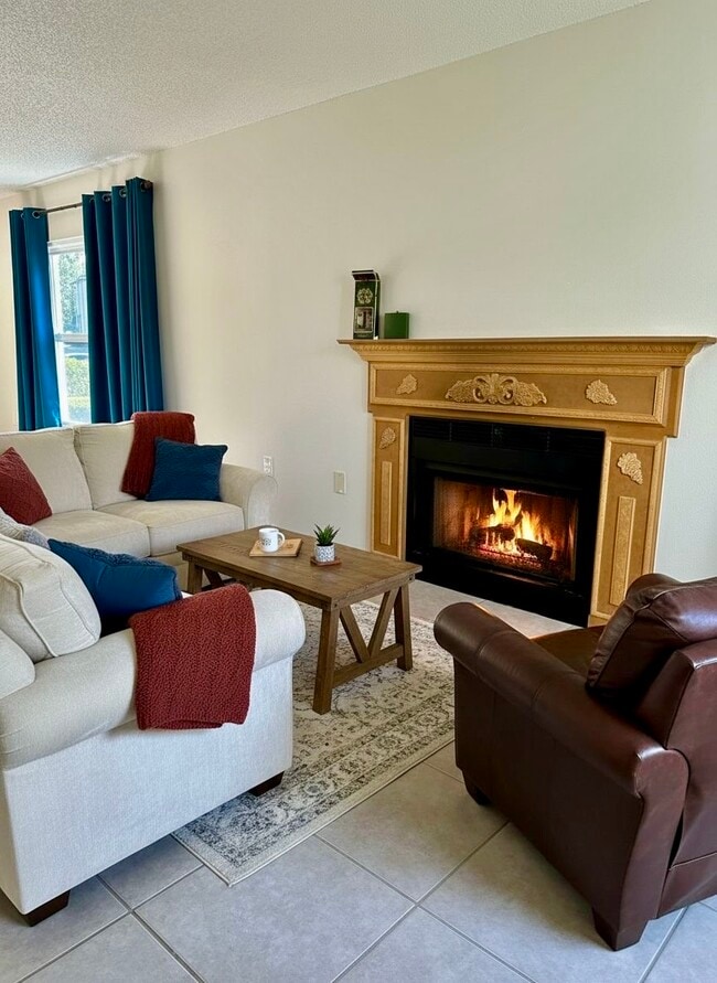 3455 Countryside Blvd in Clearwater, FL - Foto de edificio - Building Photo