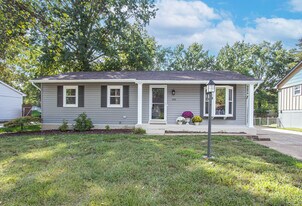 342 Fury Dr in Fenton, MO - Building Photo