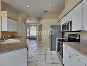 4817 76th Ct E in Bradenton, FL - Building Photo - Building Photo
