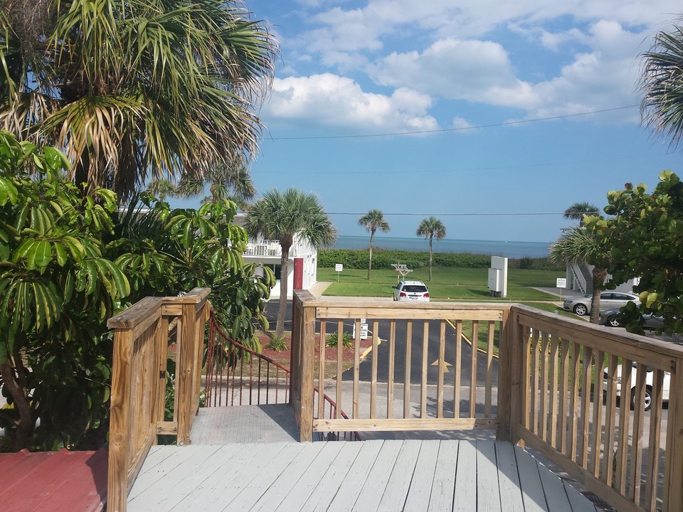 Ocean front in Cocoa Beach, FL - Building Photo