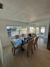 11423 77th Ave in Seminole, FL - Foto de edificio - Building Photo