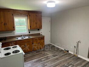 1019.5 Hillcrest Ave in Columbia, TN - Building Photo - Building Photo