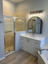 259 Glen Eagle Cir in Naples, FL - Building Photo - Building Photo